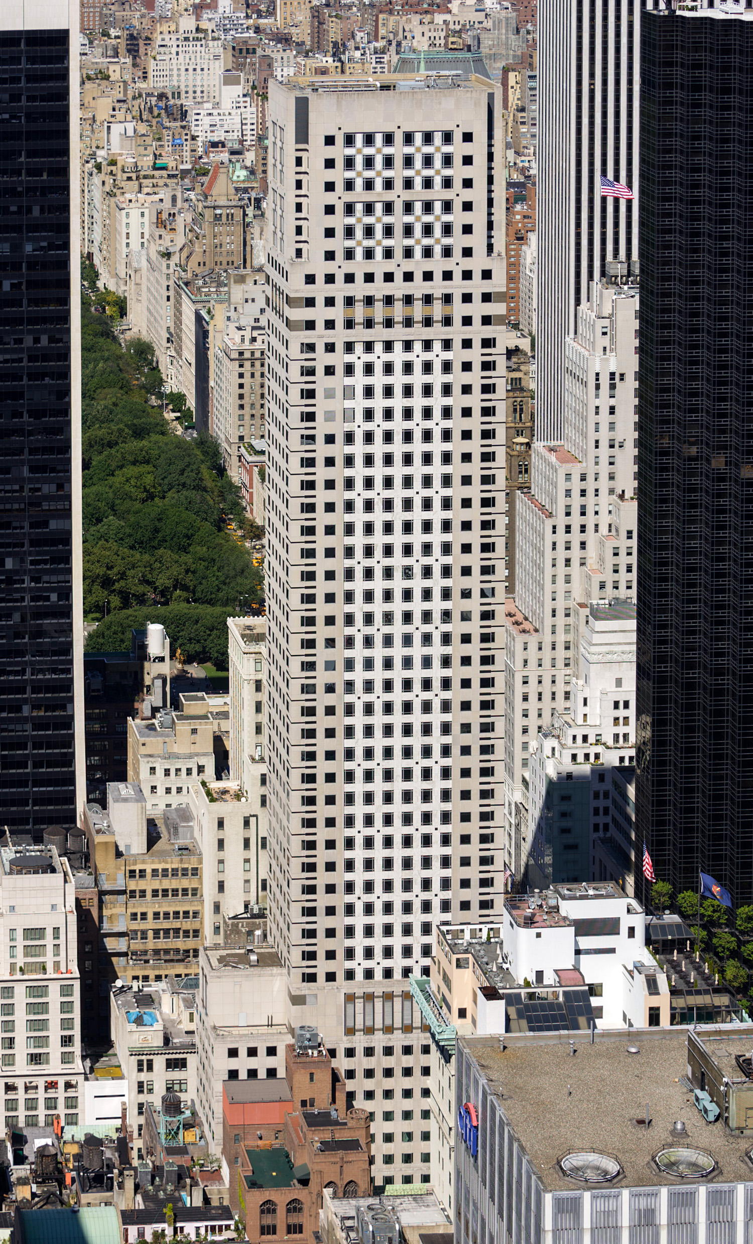 712 5th Avenue, New York City - View from Top of the Rock. © Mathias Beinling